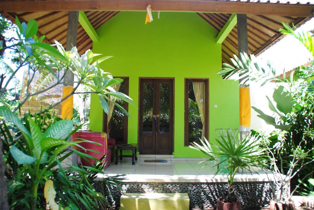 Kubu Sari Guest House Pemuteran Quarto foto